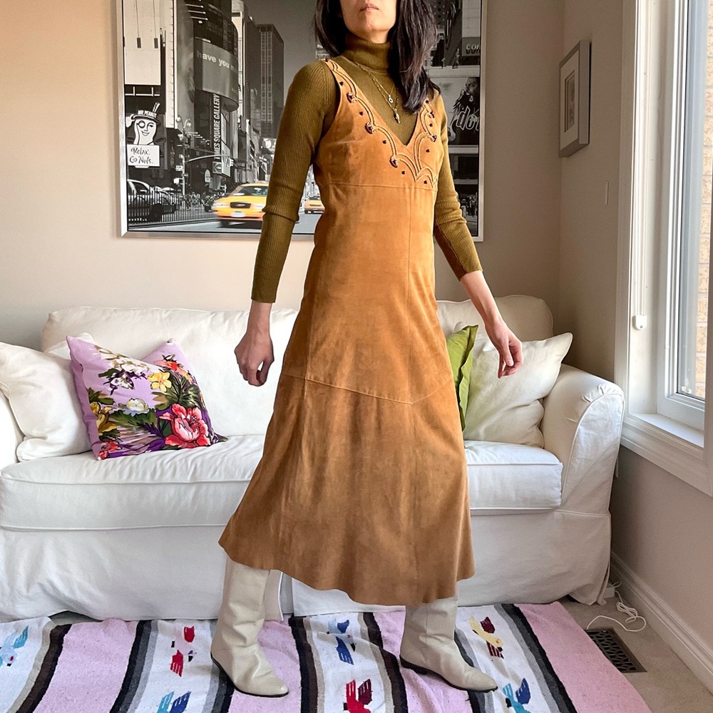 Suede sleeveless beaded midi dress - Picture 2 of 15